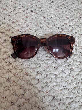 JCrew Classic Tortoiseshell Women’s Sunglasses - Brown Lens 0132